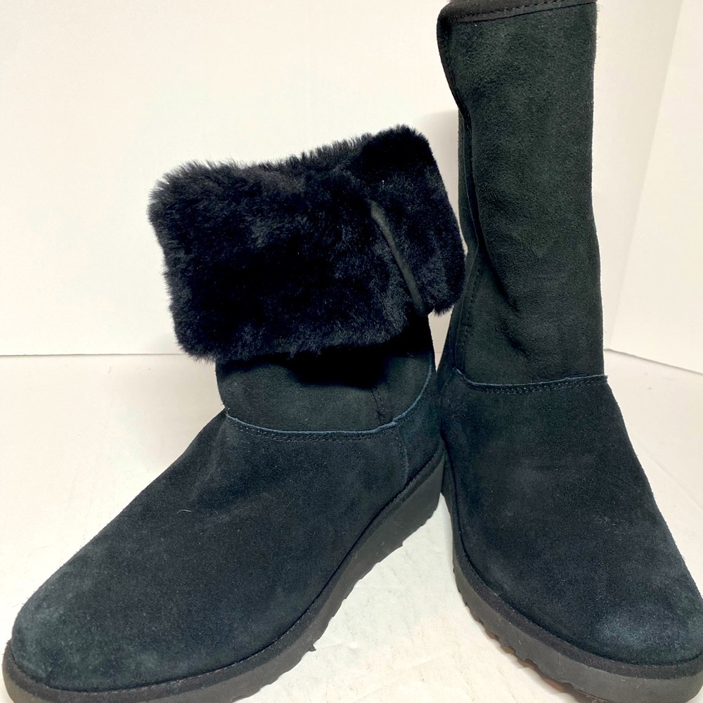 Classic Ugg Amie Suede wedge boots Black